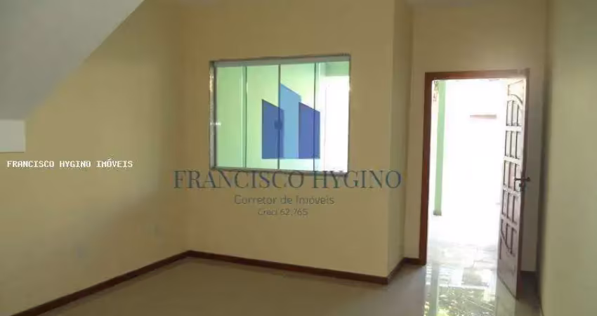Casa para Venda em Volta Redonda, Água Limpa, 2 dormitórios, 2 suítes, 1 banheiro, 1 vaga