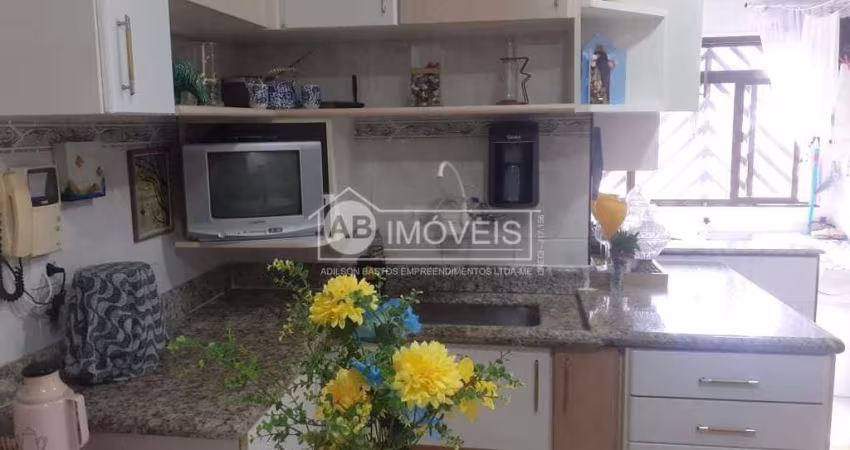 Casa com 3 quartos, Vila Belmiro, Santos - R$ 650 mil, Cod: 1136