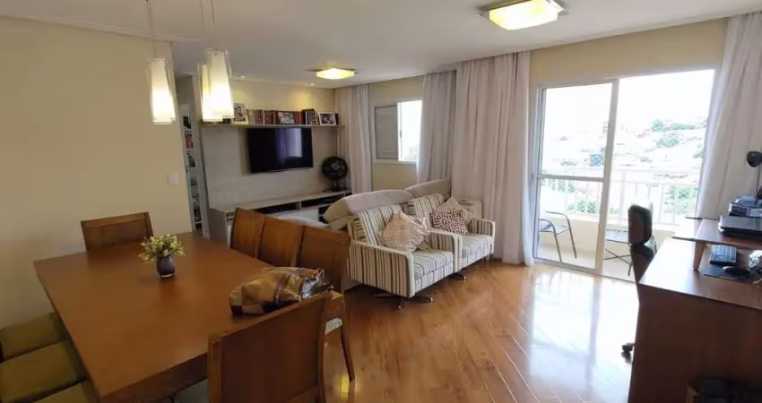 Excente apartamento para locação na vila da merces!!