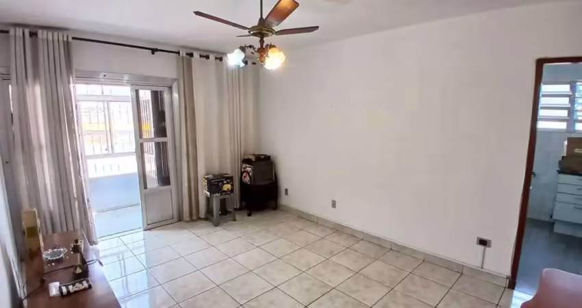 Excelente apartamento, 2 dormitórios 1 banheiro, 1 vaga, 75m92