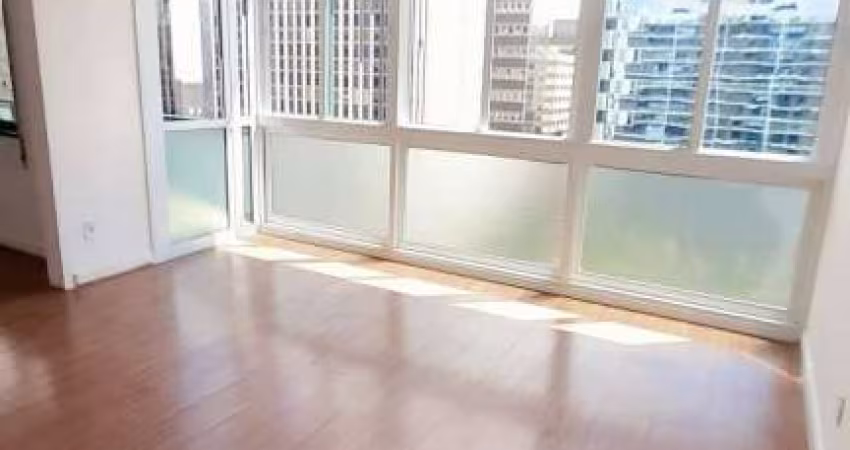 Excelente, Conjunto Comercial, 3 Salas, 2 Banh, Sem Vaga, 150m.