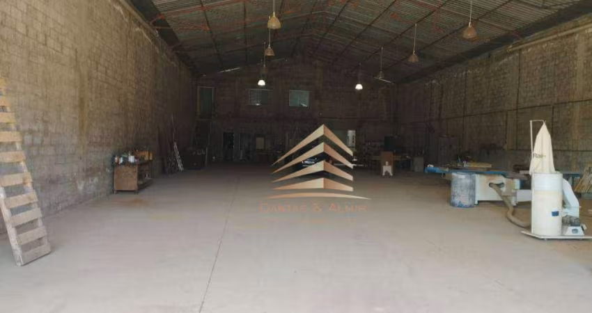 Galpão à venda, 600 m² por R$ 1.400.000,00 - Nazaré Paulista - Nazaré Paulista/SP