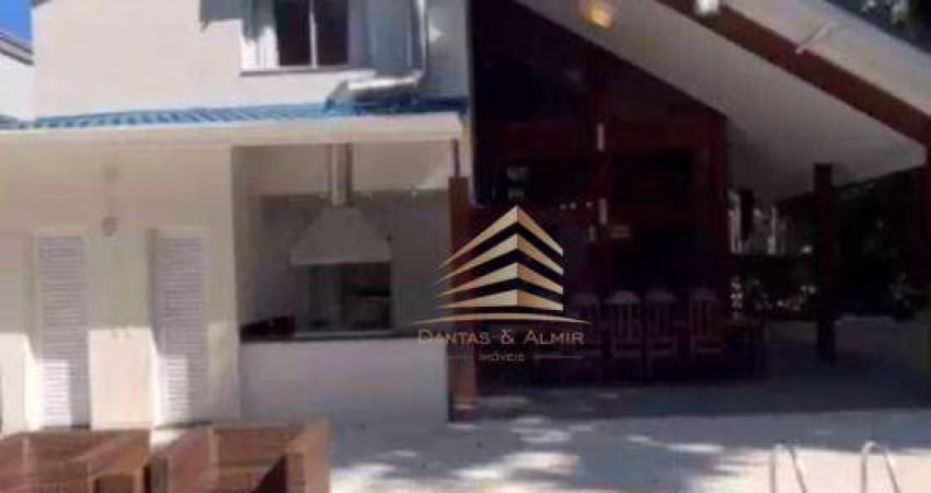 Belíssimo Sobrado com 4 dormitórios, piscina  e área gourmet à venda, 180 m² por R$ 6.000.000 - Riviera de São Lourenço - Bertioga/SP