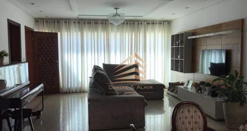 Casa com 3 dormitórios para alugar, 290 m² por R$ 10.300,00/mês - Vila Milton - Guarulhos/SP