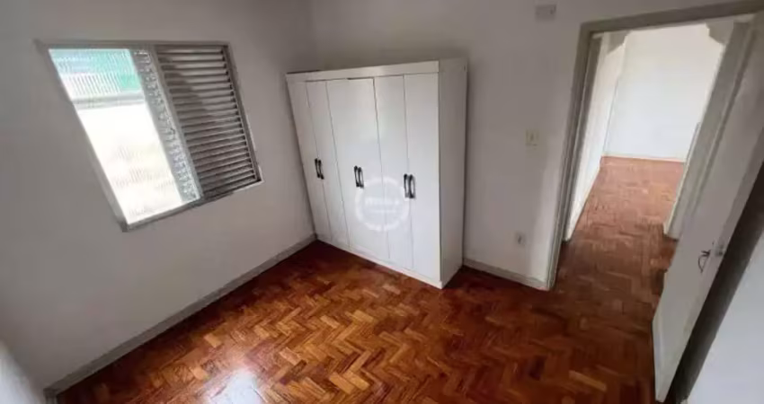 Apartamento à venda em Santos-SP - Bairro Campo Grande  2 quartos, 2 salas, 1 banheiro, 1 vaga de garagem  60m² de área