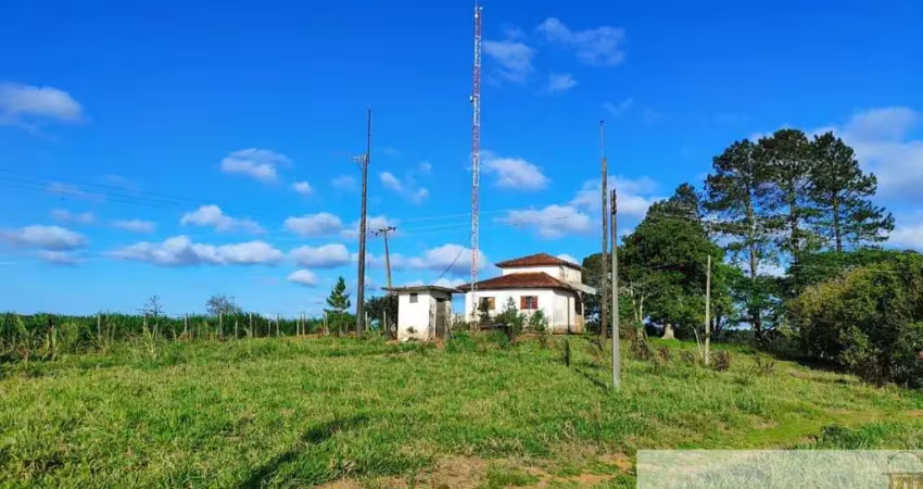 Sítio de 36 alqueires à venda na região de sorocaba/sp: terra vermelha, represa e benfeitorias - imperdível oportunidade!