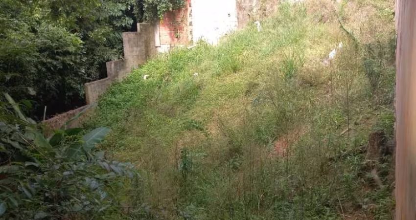 Terreno em Santa Paula - Cotia