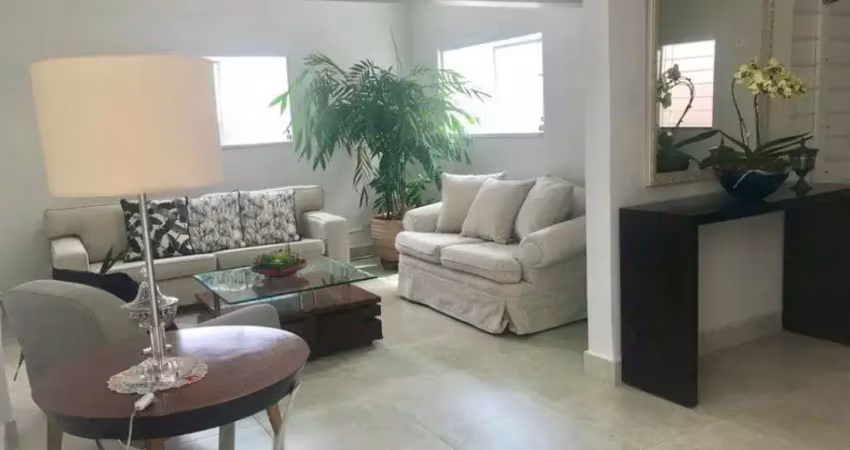 Casa com 8 quartos para alugar na Rua Acruás, Vila Congonhas, São Paulo