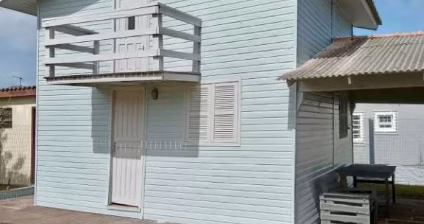 CA13 Sobrado de madeira em região de moradores/Imbé