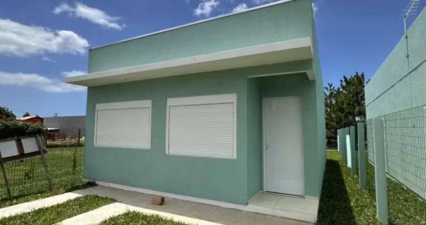 C914 Residência nova no centro de Imbé