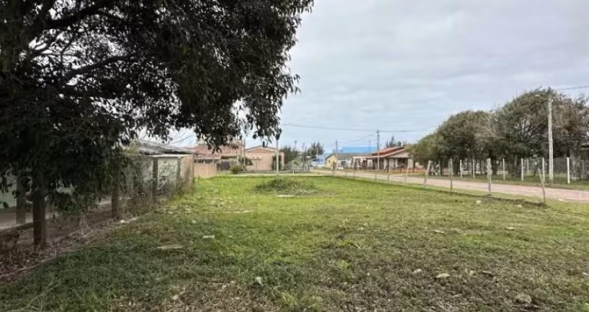 TH4 Terreno próximo a Av. Paraguassú/Imbé