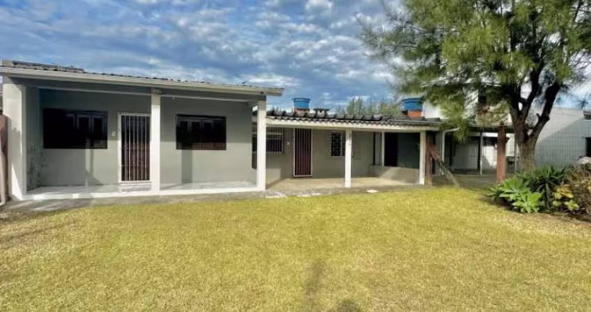 C510 Oportunidade! 02 casas em um só terreno próximo ao mar
