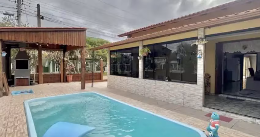 C208 belo imóvel de esquina com piscina  e quiosque!