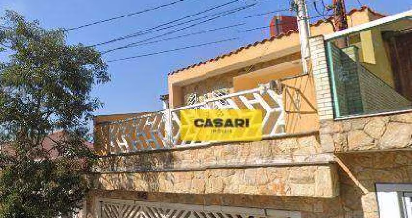 Sobrado com 3 dormitórios à venda, 191 m² por R$ 920.000,00 - Jardim Hollywood - São Bernardo do Campo/SP