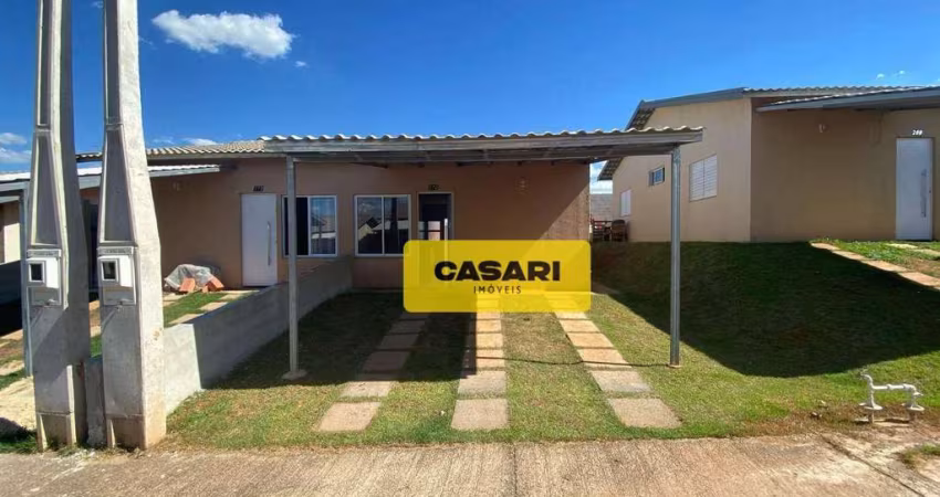 Casa com 2 dormitórios à venda, 67 m² - Village Golden - Boituva/SP