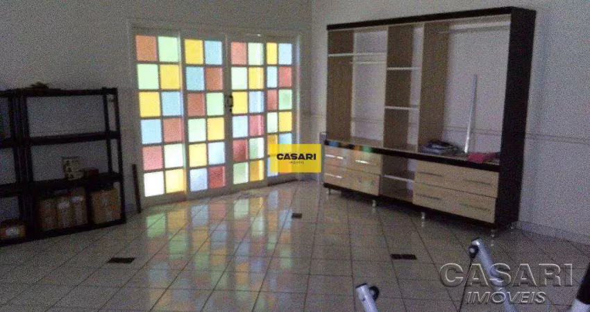 Imóvel residencial ou comercial com excelente estrutura e localização privilegiada!
