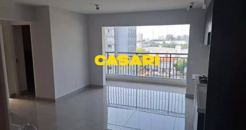 Seu novo lar em rudge ramos: 2 dorms, sacada e estrutura de clube