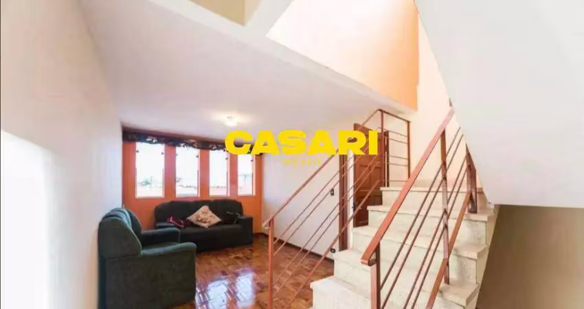 Sobrado com 5 dormitórios, 200 m² - venda por r$ 848.000,00 ou aluguel por r$ 4.619,00/mês - centro - são bernardo do campo/sp