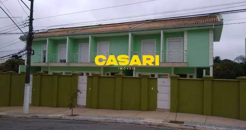 Sobrado novo com 3 suítes e 240m² à venda ou aluguel no taboão – são bernardo do campo/sp