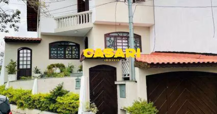 Sobrado com 3 dormitórios à venda, 270 m²- jardim las vegas - santo andré/sp