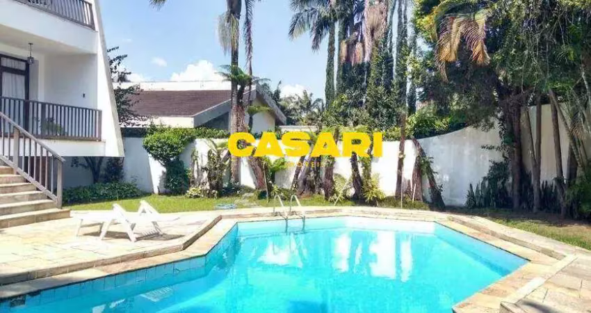 Sobrado de alto padrão à venda ou aluguel no parque anchieta | 5 suítes e 940 m² em são bernardo do campo