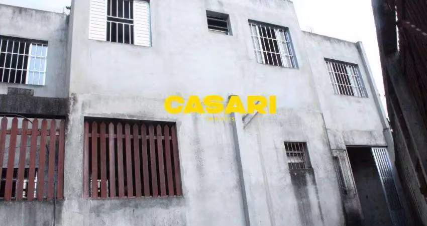 Sobrado com 2 dormitórios à venda – 331 m² com quintal amplo no golden park – são bernardo do campo/sp