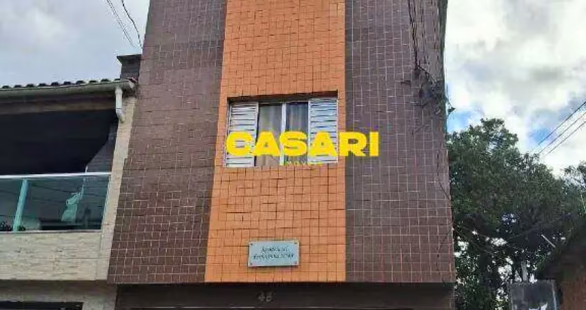 Sobrado à venda com 5 dormitórios e 4 kitnets – 188 m² no parque botujuru, são bernardo do campo/sp