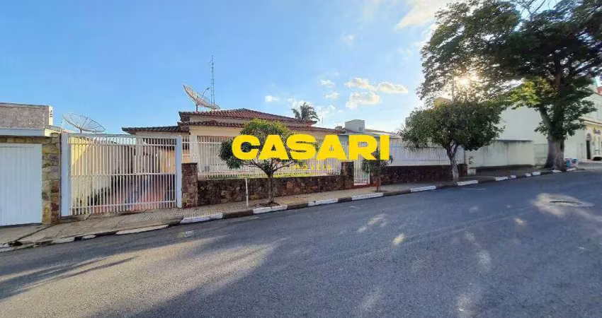 Casa com 3 dormitórios à venda, 311 m² - centro - cerquilho/sp