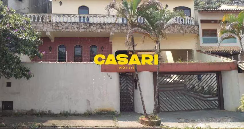 Sobrado à venda com 4 dormitórios e área gourmet - 324 m² - nova petrópolis
