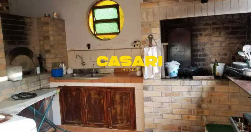 Casa com duas residências e churrasqueira à venda – 219m² no jardim riviera, santo andré/sp