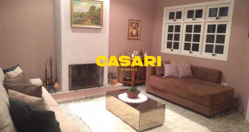 Sobrado 264 m² à venda no nova petrópolis – 3 dormitórios e suíte