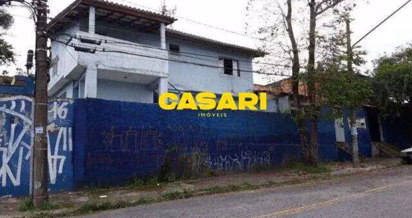 Sobrado com 4 casas e 8 dormitórios à venda – jardim santo andré, santo andré/sp
