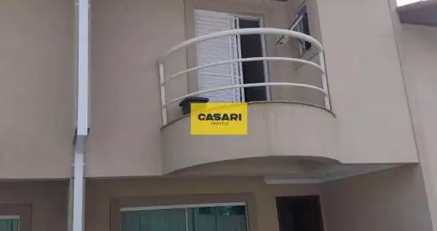 Sobrado em condomínio fechado no bairro dos casas – 3 dorms, suíte, 2 vagas