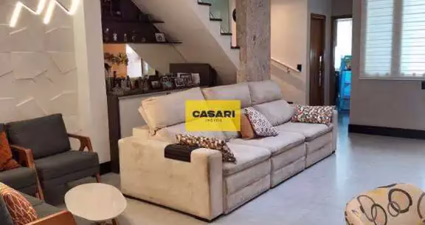Sobrado moderno e reformado à venda no jardim – 4 quartos, 3 suítes, cobertura gourmet e muito conforto
