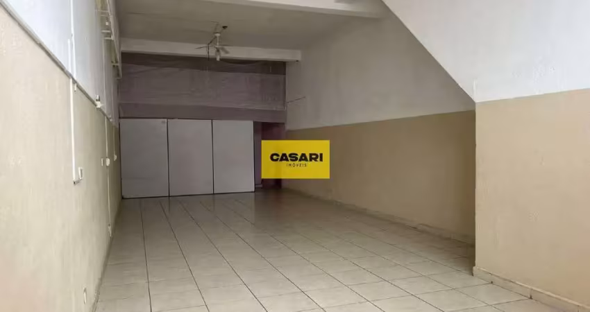 Salão comercial de 125m² com pé-direito alto e 1 vaga – próximo à av. do taboão