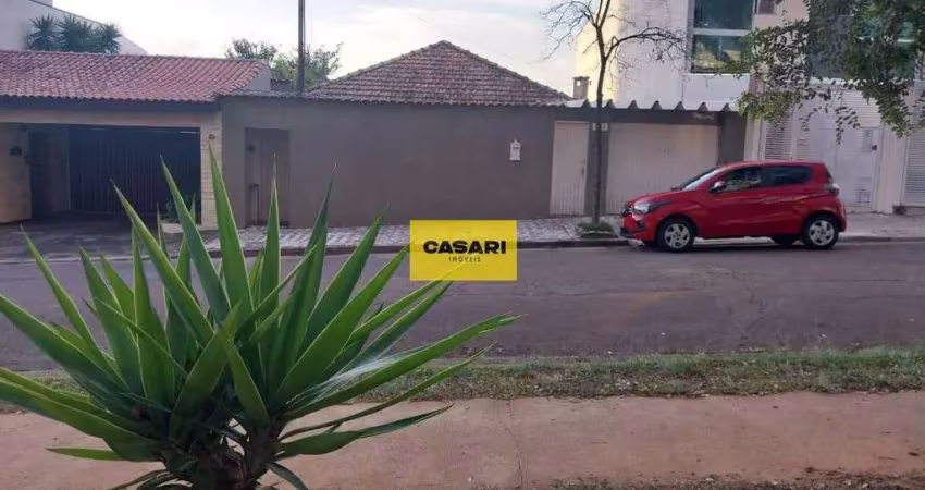 Casa comercial com 10m de frente, 3 vagas e jardim – santo andré/sp