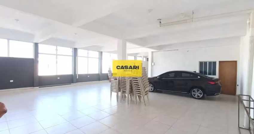 Salão comercial com garagem e área administrativa à venda – alto fluxo