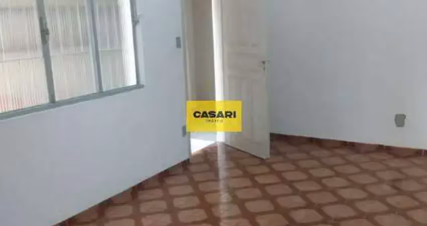 Casa com 2 dormitórios, sacada e 2 vagas cobertas à venda – excelente localização