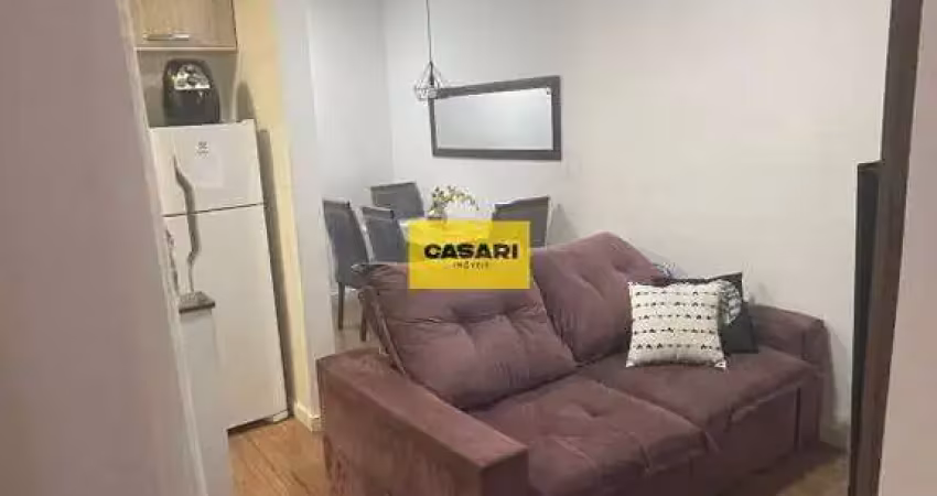 Apartamento à venda com 2 dormitórios, 1 vaga e 40 m² – pronto para morar