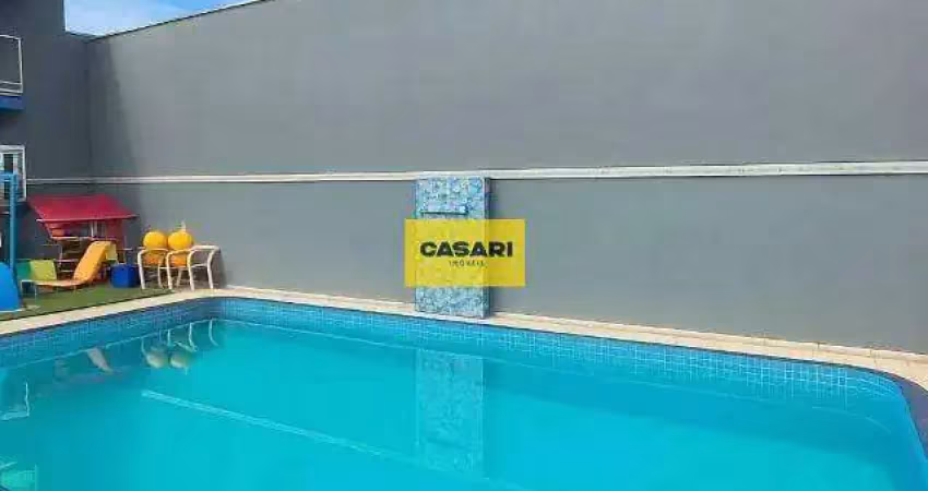 Casa espetacular com piscina, salão de jogos e 4 dormitórios – oportunidade única!
