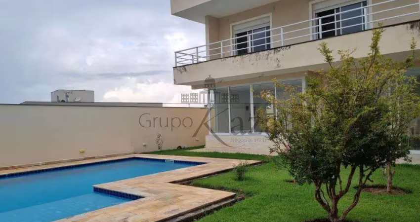 Casa em condomínio fechado com 4 quartos à venda no urbanova