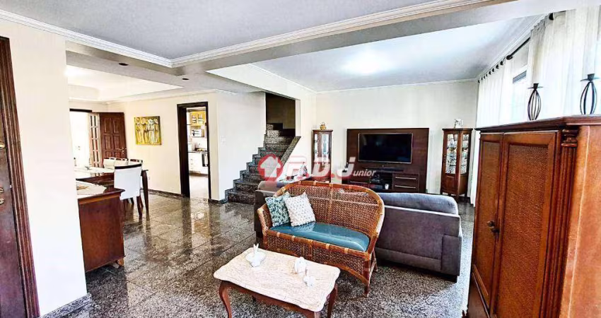 Sobrado com 3 dormitórios à venda, 169 m² por R$ 1.276.000,00 - Boqueirão - Santos/SP