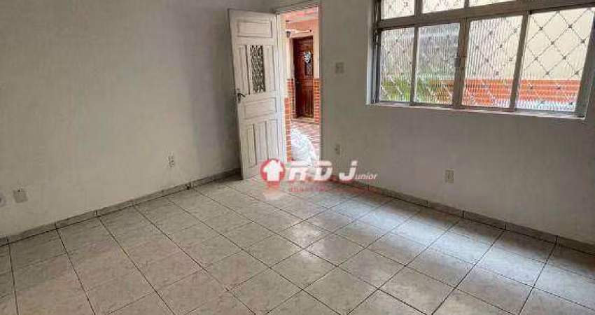 Village com 2 dormitórios à venda, 60 m² por R$ 315.000,00 - Macuco - Santos/SP