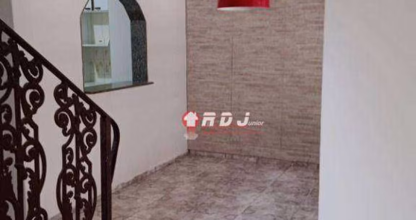 Sobrado com 4 dormitórios à venda, 160 m² por R$ 600.000,00 - Macuco - Santos/SP