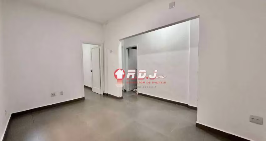 Apartamento com 2 dormitórios à venda, 50 m² por R$ 325.000,00 - Boqueirão - Santos/SP