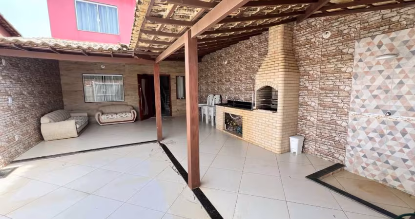 Casa com 4 dormitórios à venda, 280 m² por R$ 600.000,00 - Verão Vermelho - Cabo Frio/RJ