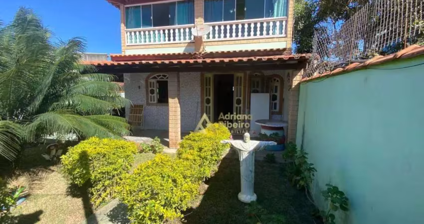 Casa com 3 dormitórios à venda, 220 m² por R$ 198.000,00 - Unamar - Cabo Frio/RJ