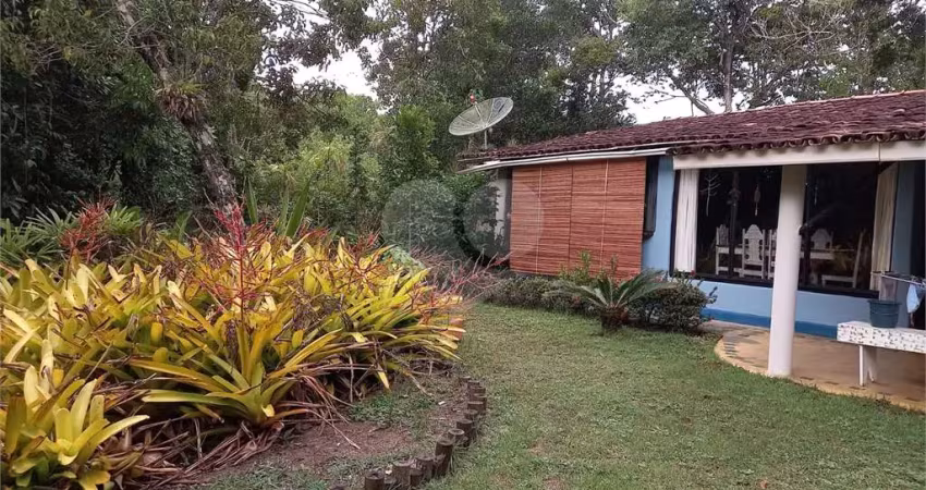 Chácara à venda com 3 quartos, sendo 1 suíte,  no centro, santa cruz cabrália - ba