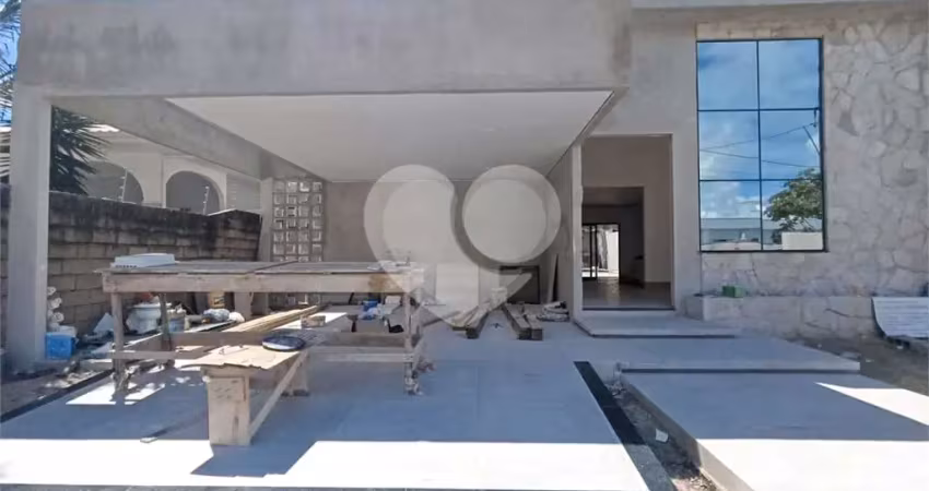 Casa à venda com 3 quartos, sendo 3 suítes,  em d´ville, porto seguro - ba