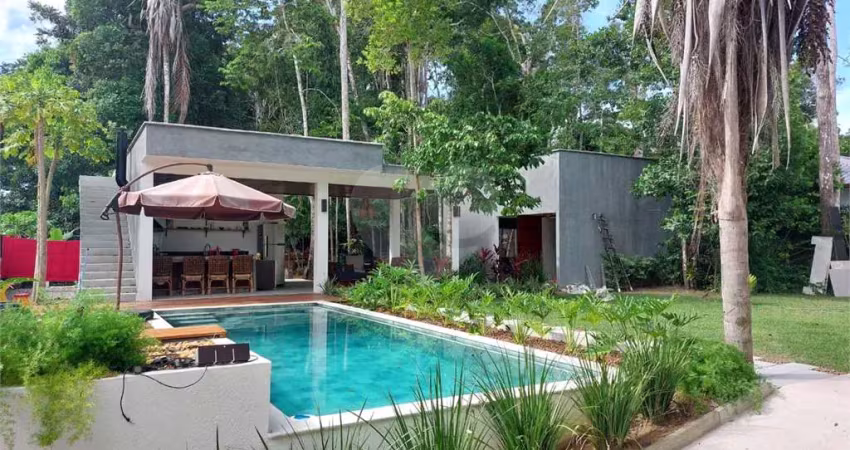 Casa à venda com 2 quartos, sendo 1 suíte,  no centro, santa cruz cabrália - ba